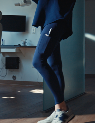MAJOR MOVEMENT. MAJOR FUNCTIONALITY.  Ultimate flexibility (and pockets!) for a busy schedule of injecting, squatting and lunging.